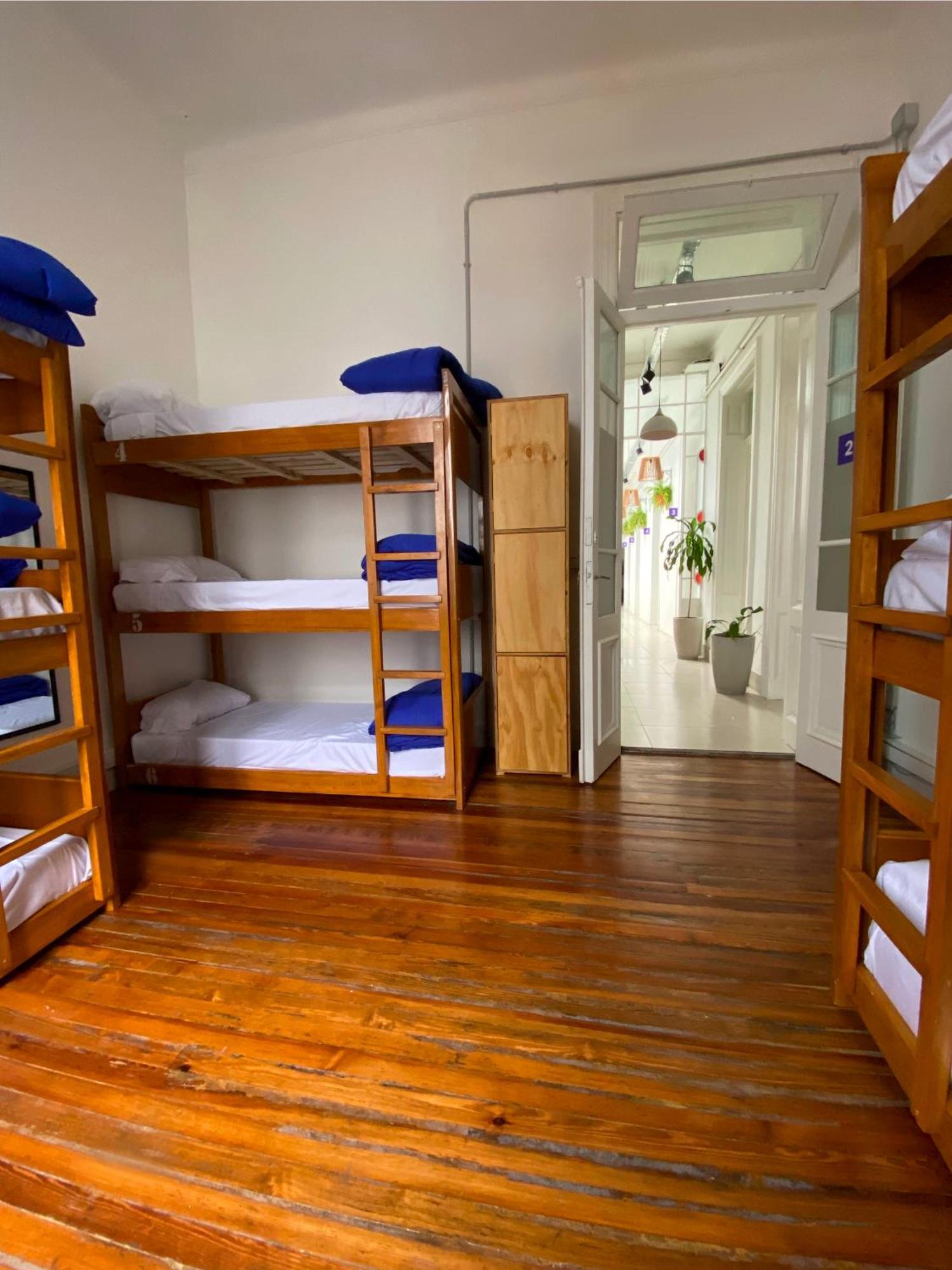 Hostel Miraflores Buenos Aires Bagian luar foto